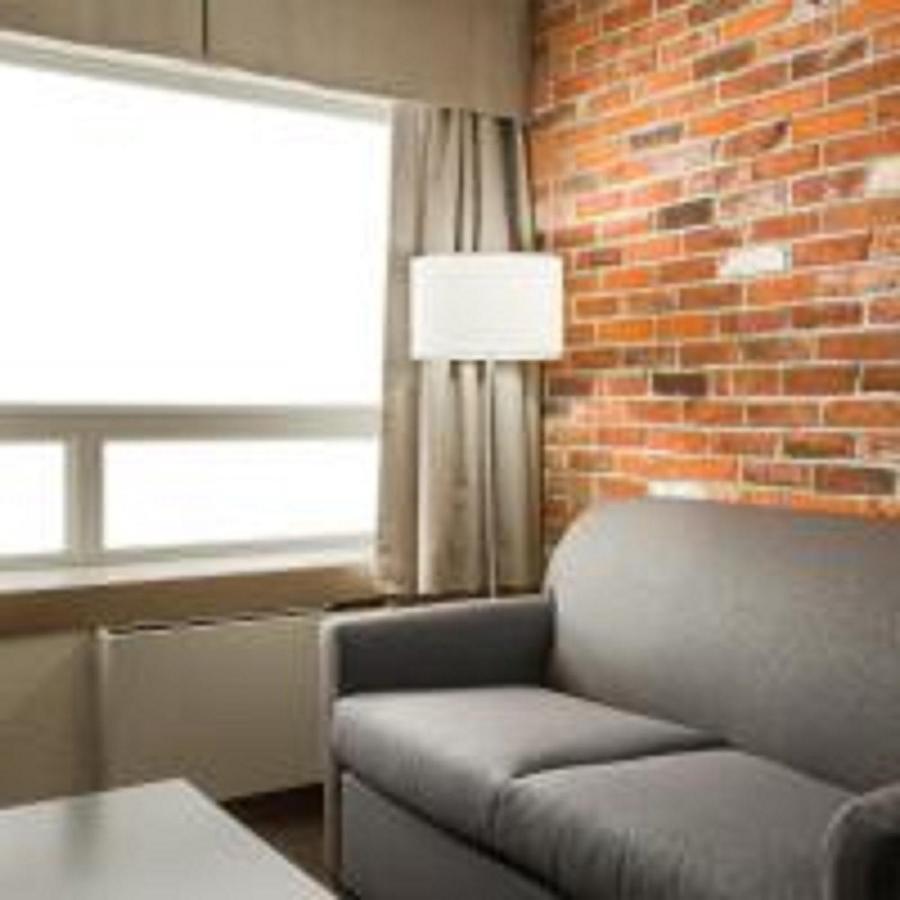 Hotel Super 8 By Wyndham Timmins On Zewnętrze zdjęcie